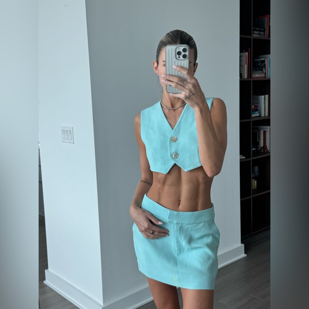 Lacademie skirt & crop top set
